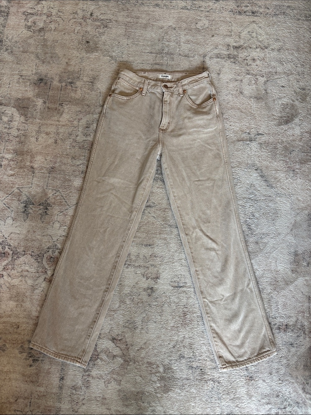Wrangler Straight Leg Jeans in Light Beige